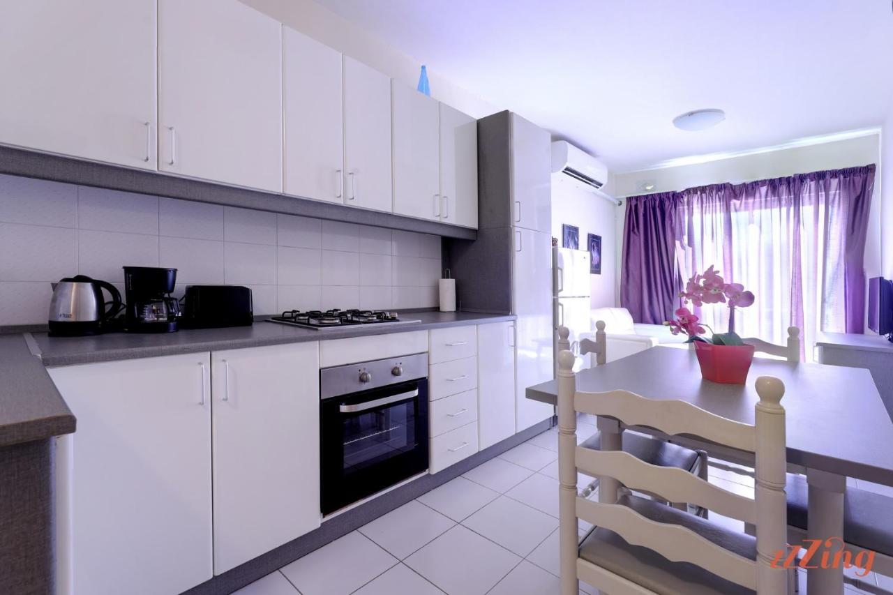Seaside Apt With Side Sea Views - New Меллиеха Экстерьер фото